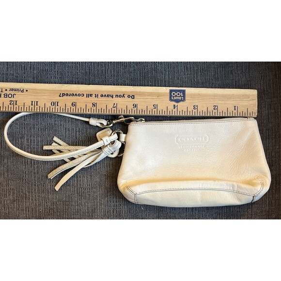Coach wristlet Zip Leather Handled Wristlet Wallet Clutch White Cream Ivory VTG - Picture 7 of 7